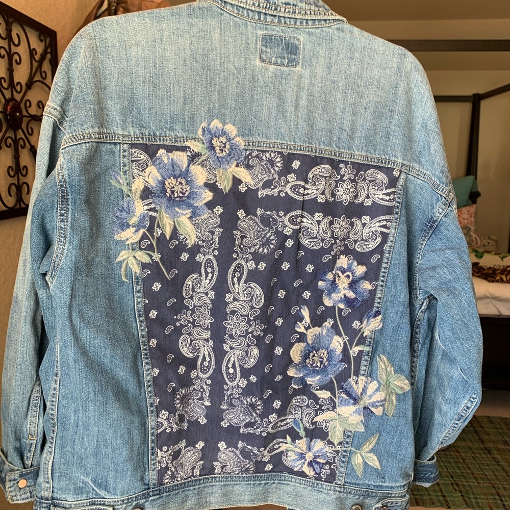American Eagle Oversized Denim Jacket
